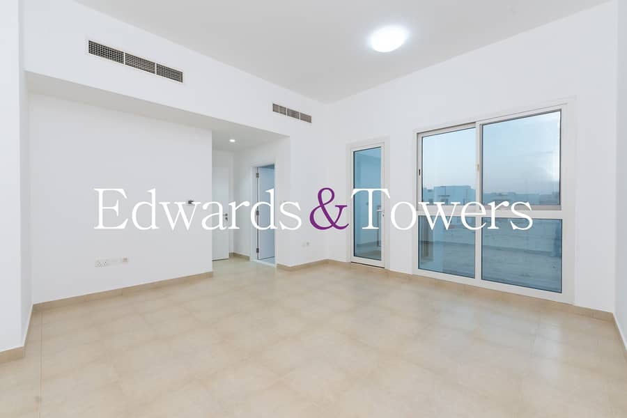 5 Bedroom - Upgraded - Vacant Now - Image 22