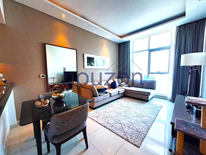 Bright + Spacious 1BR | Vacant | Canal View