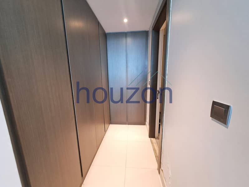 Bright + Spacious 1BR | Vacant | Canal View - Image 7