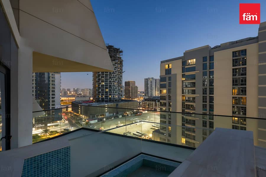 Amazing One Bedroom With Private Pool Brand New.