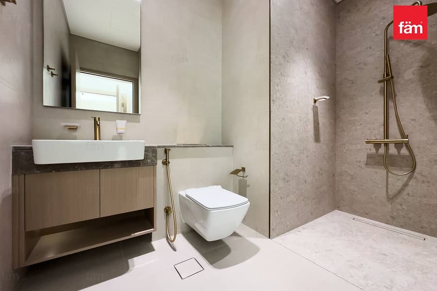 Amazing One Bedroom With Private Pool Brand New. - Image 9