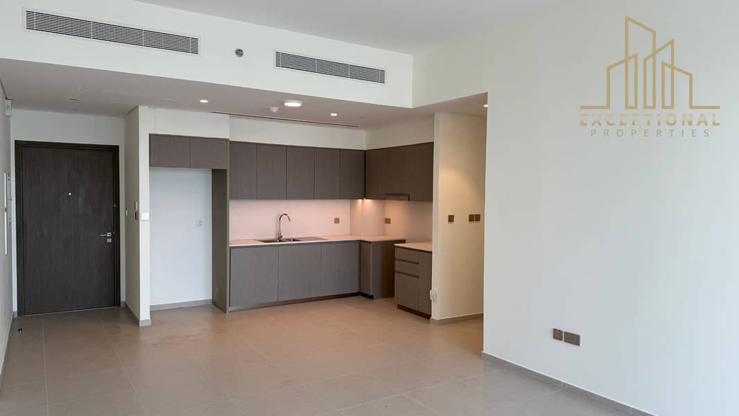 High Floor || Sea View || Prime Location - Image 7