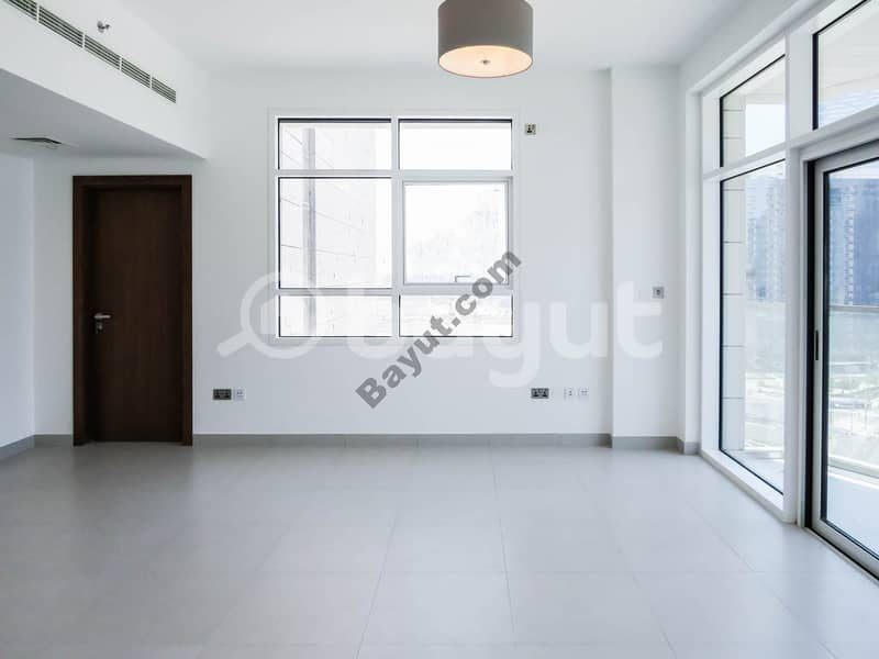 Amazing Apartment 1 Bedroom & 2 Bathroom In Park Side Residence Area.