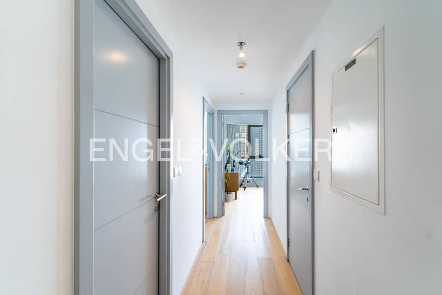 Full Marina View | Fully Upgraded Unit | VOT - Image 12