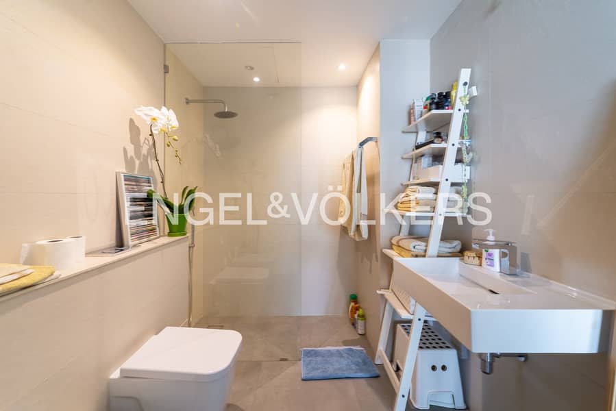 Full Marina View | Fully Upgraded Unit | VOT - Image 22