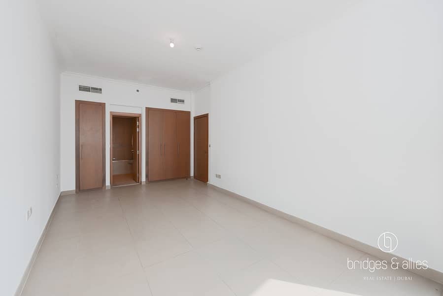DIRECT TO METRO | HIGH FLOOR | MIDDLE UNIT | VACANT - Image 7