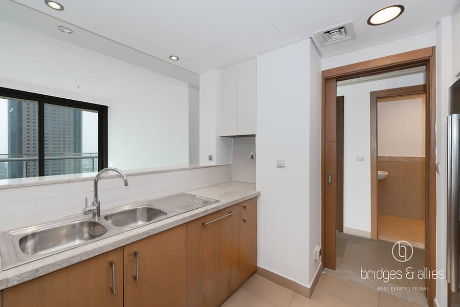 DIRECT TO METRO | HIGH FLOOR | MIDDLE UNIT | VACANT - Image 12