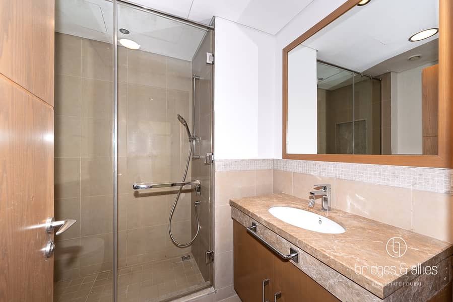 DIRECT TO METRO | HIGH FLOOR | MIDDLE UNIT | VACANT - Image 14