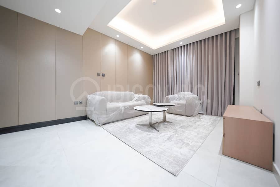 BEST BUILDING IN JVT / FULLY FURNISHED / GREAT SPORTS AMENITIES