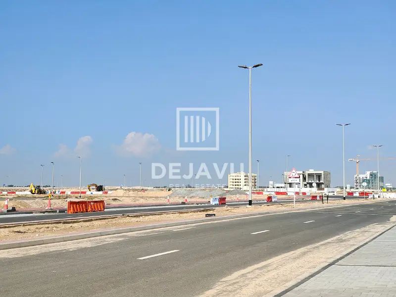 Investors Deals | Premium Location | Large Plot