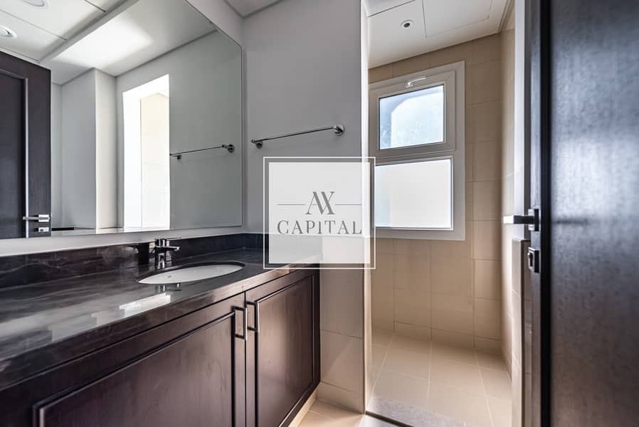 Corner Villa | Best Location | Ready to move - Image 10