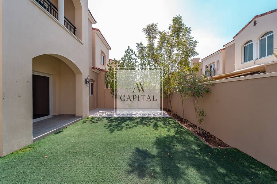 Corner Villa | Best Location | Ready to move - Image 16