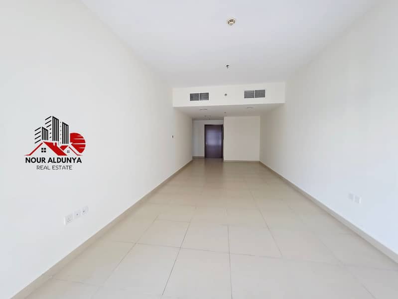 SUPER LUXURIOUS. 3BHK+STORE. 2 BALCONY. GYM POOL PARKING. FAMILY BUILDING