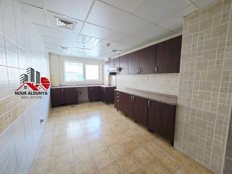 SUPER LUXURIOUS. 3BHK+STORE. 2 BALCONY. GYM POOL PARKING. FAMILY BUILDING