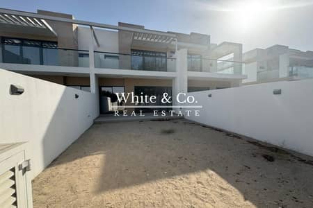 4 Schlafzimmer Townhouse zum Verkauf in DAMAC Hills, Dubai - Reihenhaus in DAMAC Hills，Park Residences 4, 4 schlafzimmer, 3500000 AED - 13496288