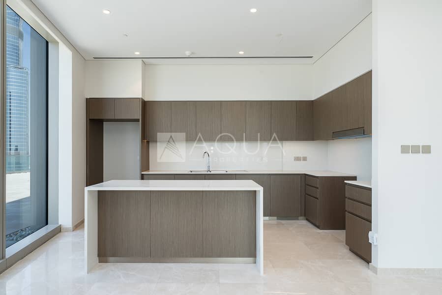 Partial Burj Khalifa View | 4 BDs + Maid