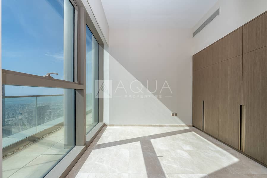 Partial Burj Khalifa View | 4 BDs + Maid - Image 12