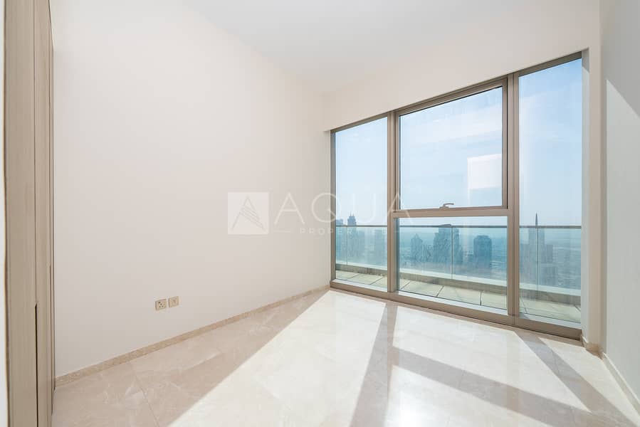 Partial Burj Khalifa View | 4 BDs + Maid - Image 16