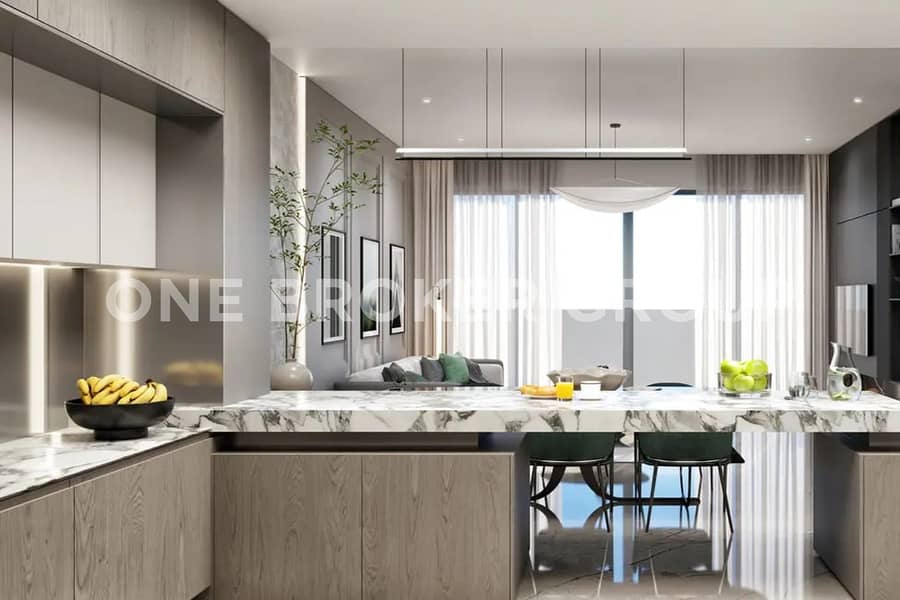 Lake & pool views | High floor | PHPP