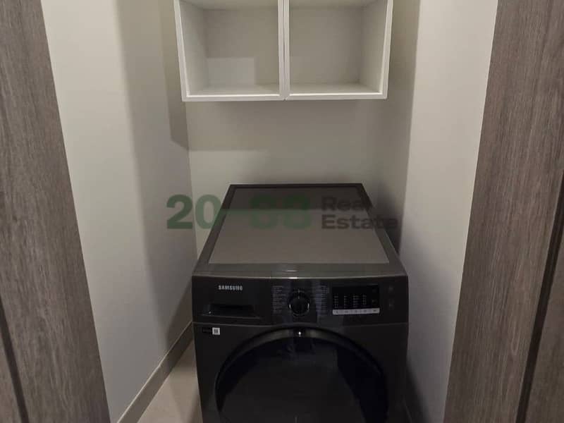 Fully Furnished l Waterfront Living l Prime Area - Image 10