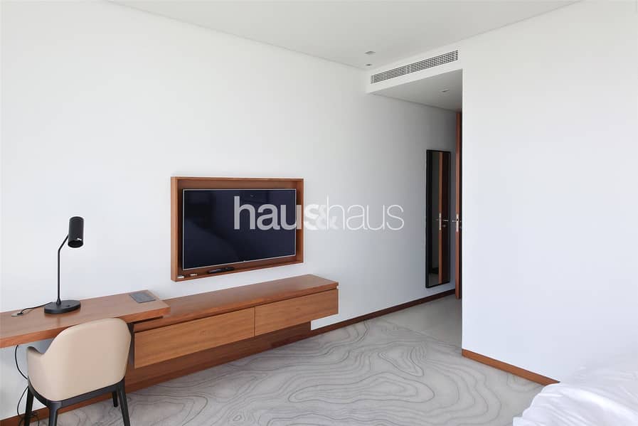 Vacant | Duplex | Furnished and Upgraded - Image 11