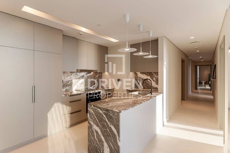 Panoramic Sea Views | Luxurious Fit Out | Vacant - Image 19