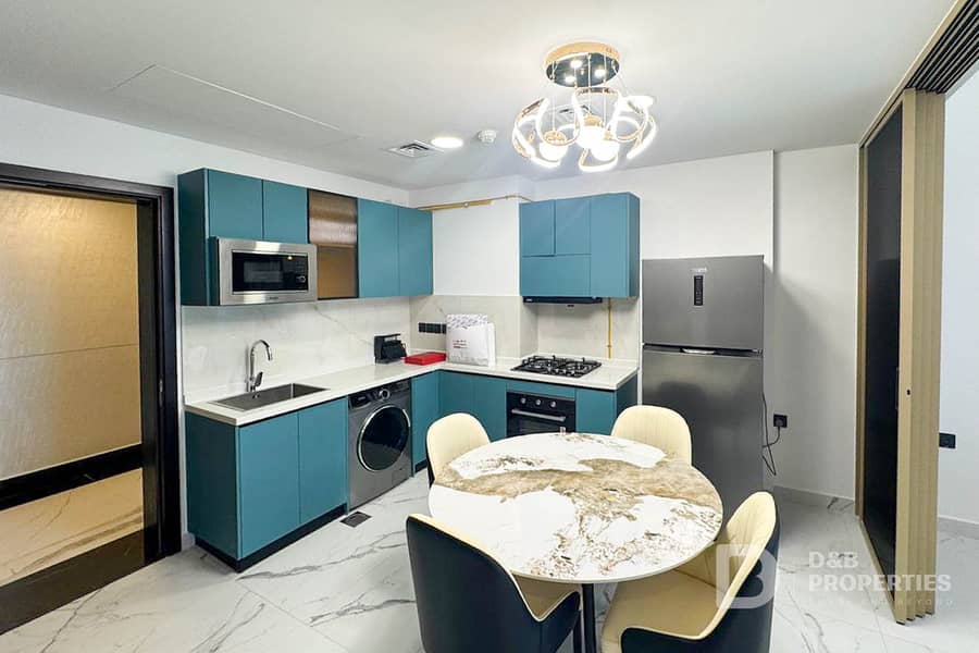 Vacant | Brand New | Fully Furnished | Park View - Image 6