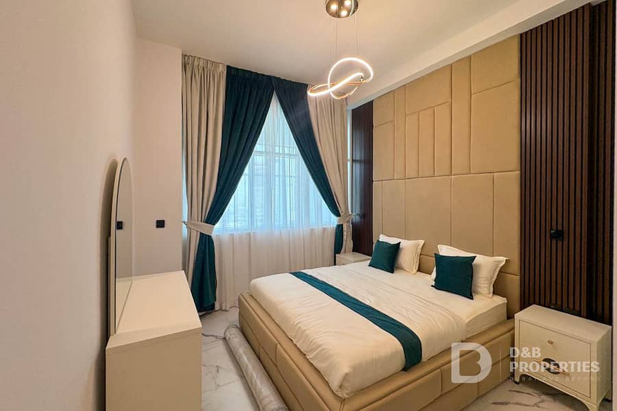 Vacant | Brand New | Fully Furnished | Park View - Image 7