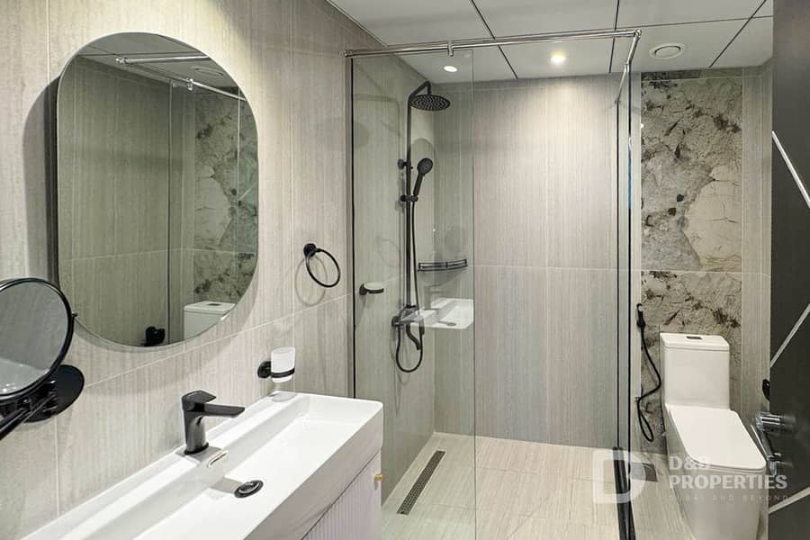 Vacant | Brand New | Fully Furnished | Park View - Image 11