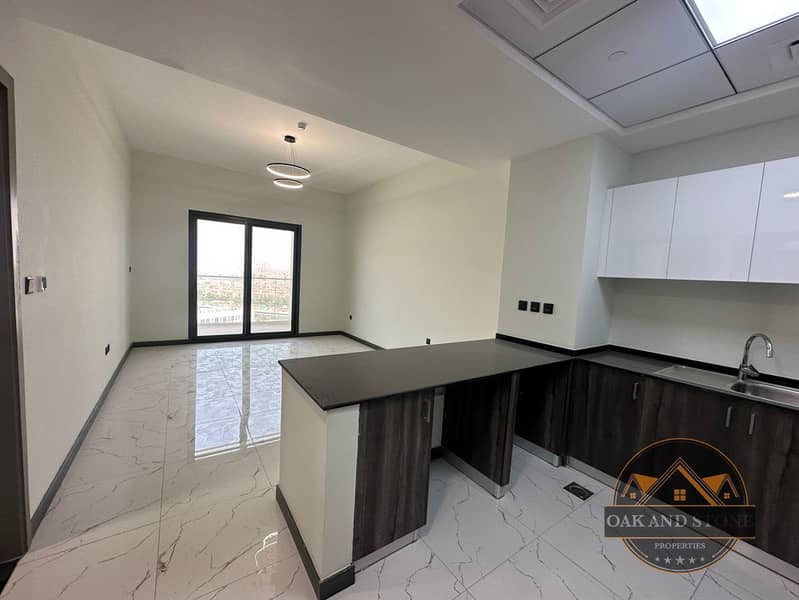 Huge Layout | Vacant | Community View