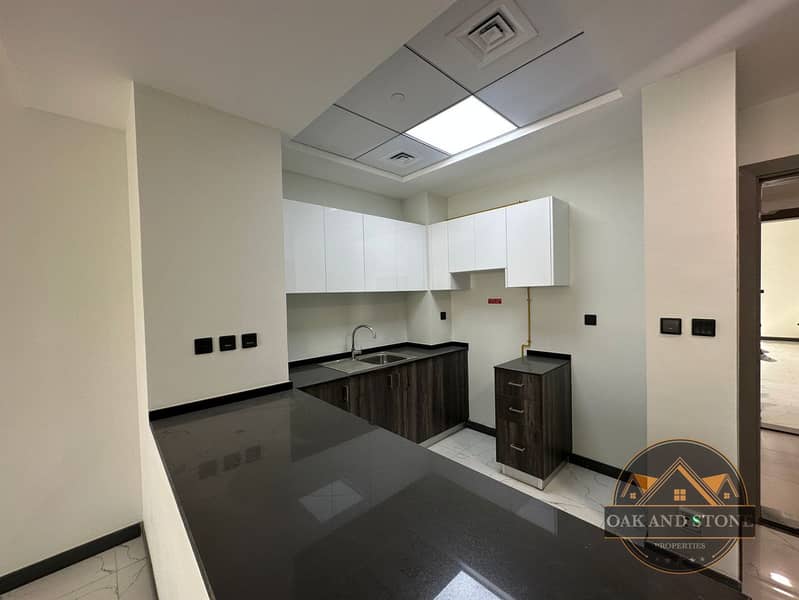 Huge Layout | Vacant | Community View - Image 6