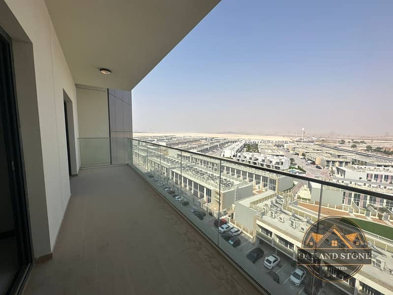 Huge Layout | Vacant | Community View - Image 10