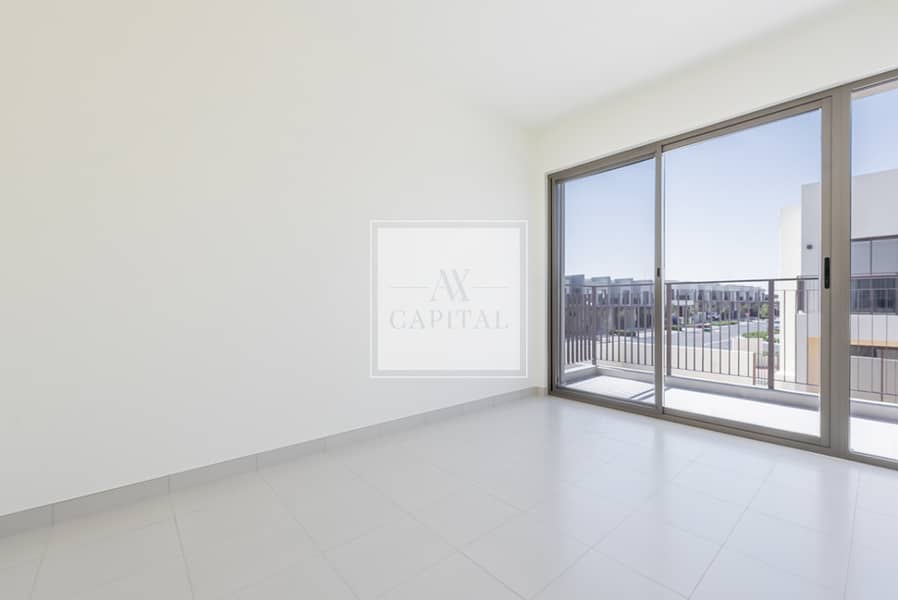 Corner Unit | Genuine Listing | Massive Plot - Image 9