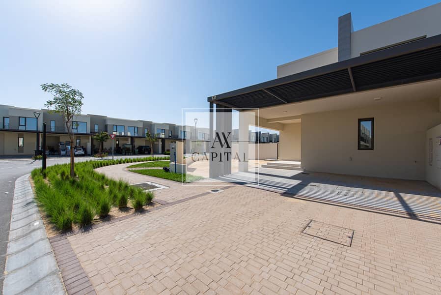 Corner Unit | Genuine Listing | Massive Plot - Image 13