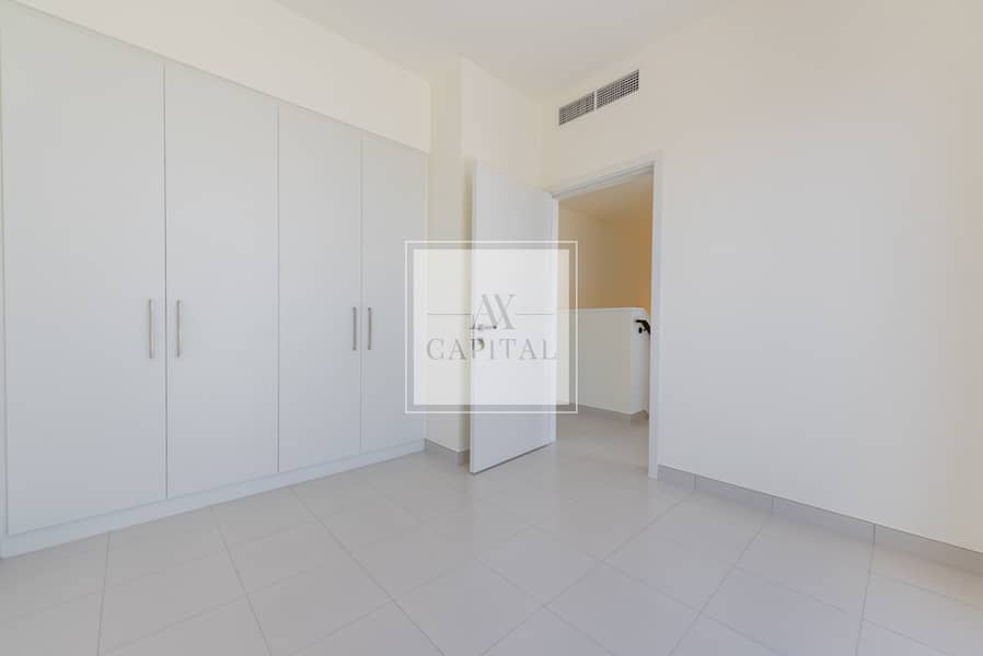 Corner Unit | Genuine Listing | Massive Plot - Image 15