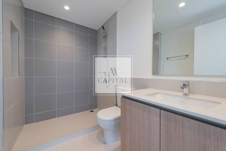 Corner Unit | Genuine Listing | Massive Plot - Image 16