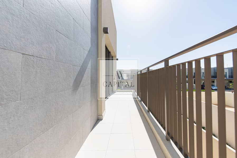 Corner Unit | Genuine Listing | Massive Plot - Image 19