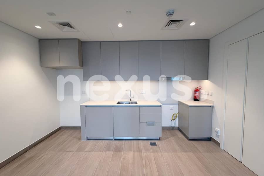 LARGE TERRACE | BRAND NEW | CHILLER FREE - Image 6