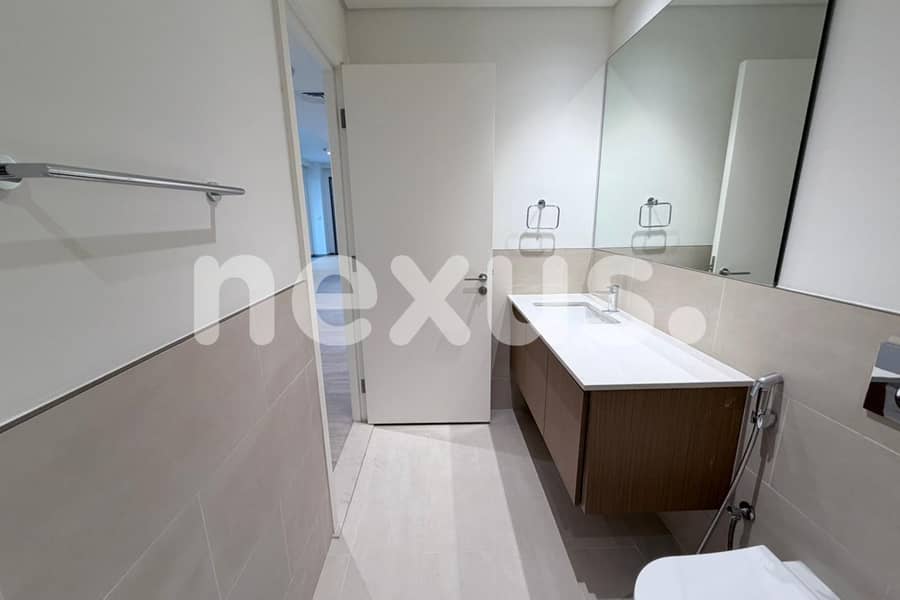 LARGE TERRACE | BRAND NEW | CHILLER FREE - Image 12