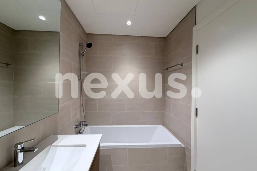 LARGE TERRACE | BRAND NEW | CHILLER FREE - Image 24