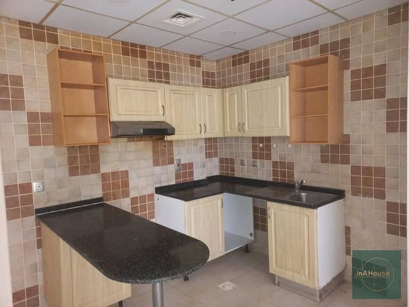 Chiller Free | Prime Location | Spacious