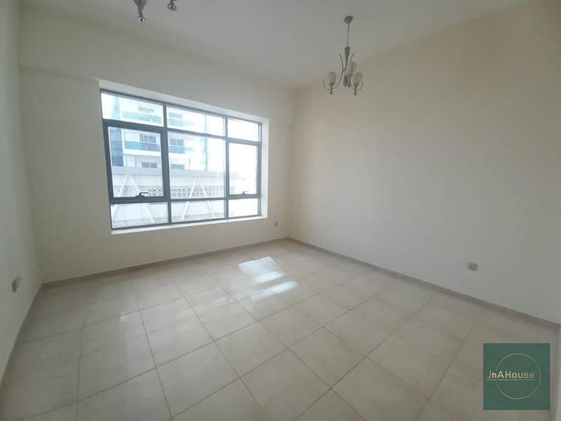 Chiller Free | Prime Location | Spacious