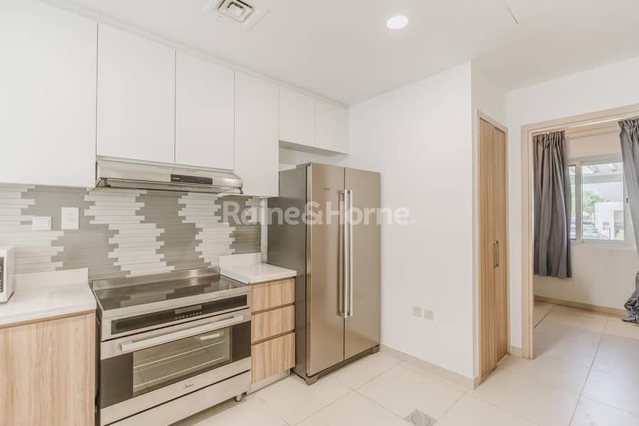 Spacious Layout | Vacant | Private Garden