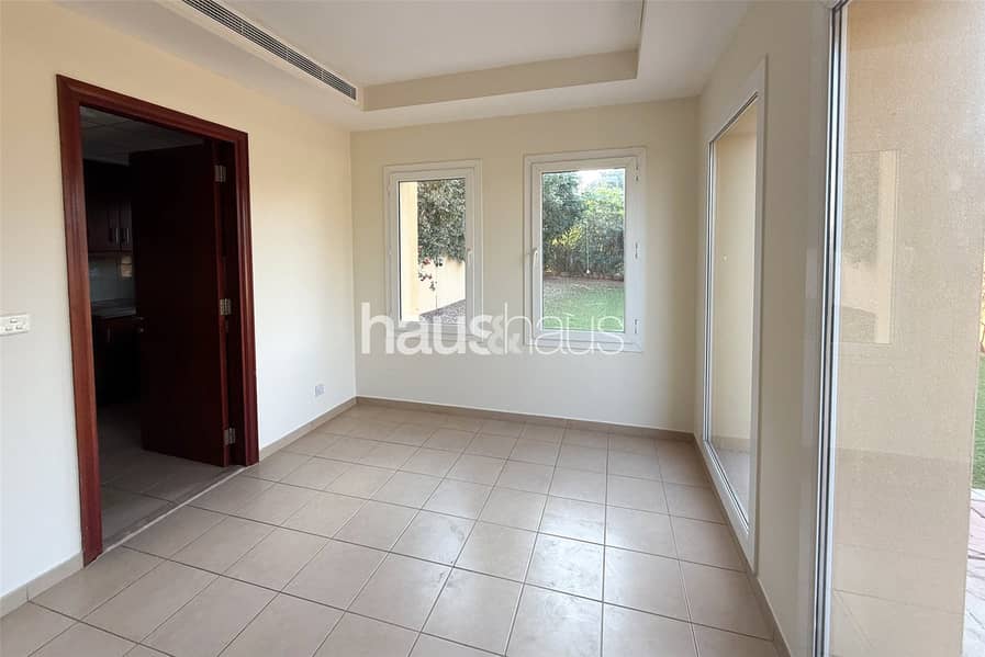 Next To Lake | Type B | Single Row - Image 10