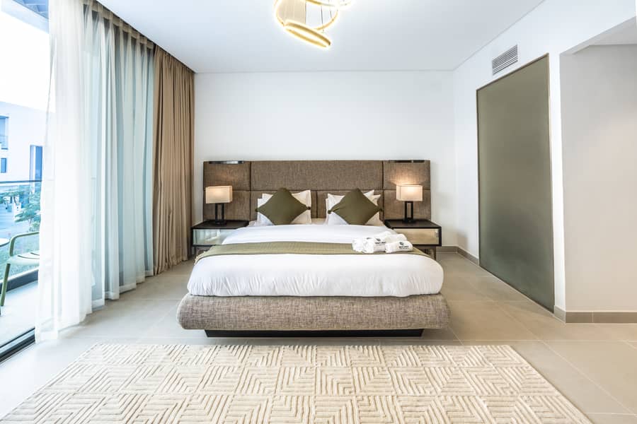 Exquisite 5-Bedroom Luxury Villa in Sharjah Ajmal Makan | Private Pool, Direct Beach Access & Fully Equipped Amenities - Image 3