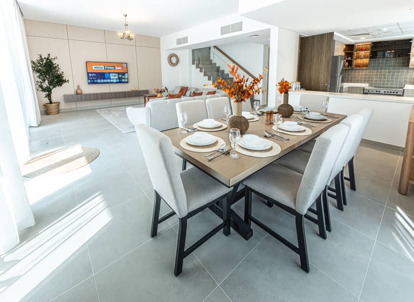 Exquisite 5-Bedroom Luxury Villa in Sharjah Ajmal Makan | Private Pool, Direct Beach Access & Fully Equipped Amenities - Image 18