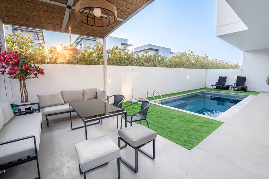 Exquisite 5-Bedroom Luxury Villa in Sharjah Ajmal Makan | Private Pool, Direct Beach Access & Fully Equipped Amenities - Image 28