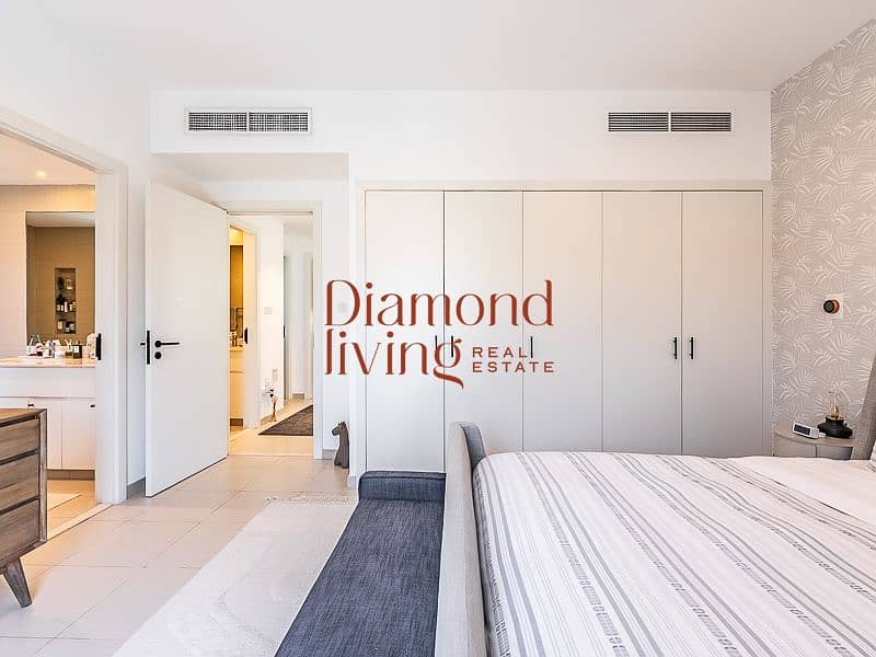 Upgraded | Exclusive | Vacant Soon - Image 8