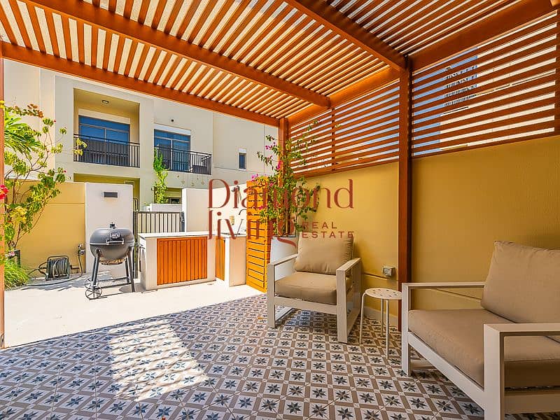 Upgraded | Exclusive | Vacant Soon - Image 17