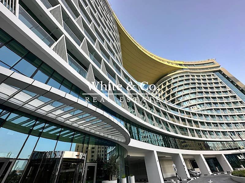 Furnished | Fully Equipped | Beach Access - Image 11